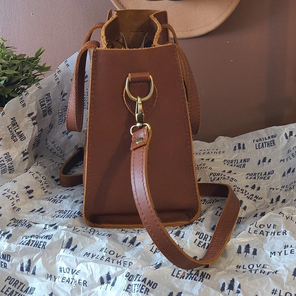 Portland Leather Goods Lola Crossbody Tote - Picture 4 of 6